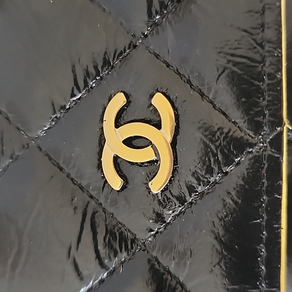 Chanel Matelasse Flap Wallet Black Yellow Lambskin + Entrupy COA - Picture 10 of 16